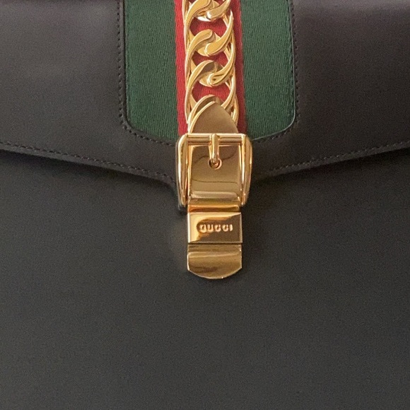 GUCCI SYLVIE TOP HANDLE-medium - Picture 10 of 10